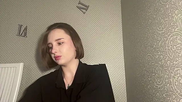 Živá chatovací místnost LovieClausing