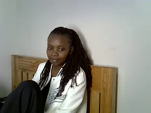 חדר צ'אט בשידור חי של Pretty_yale