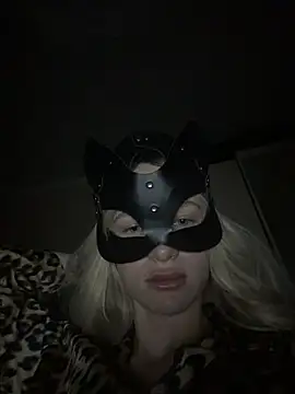 LeinaWoluers Cameră chat live