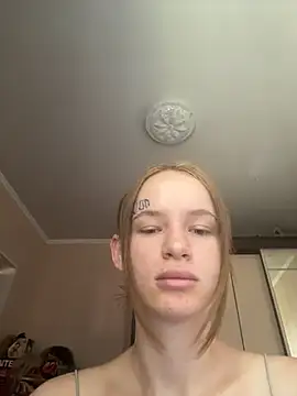 LeinaWoluers Cameră chat live