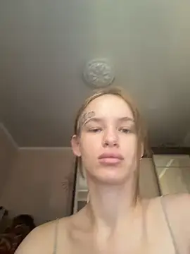 LeinaWoluers Live Chatrum