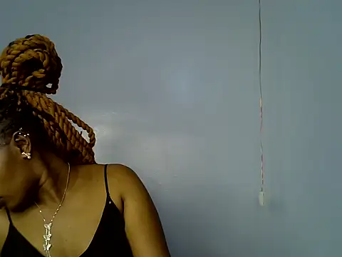 Naughty5nova Live chatroom