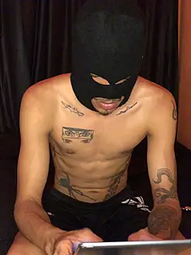 Chat ao vivo de Kinkcouple_