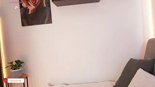 Chat soba uživo modela Vale_cortez