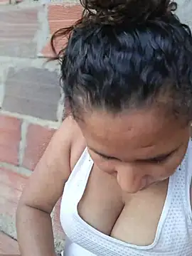 Živá chatovací místnost Mature--Mommy