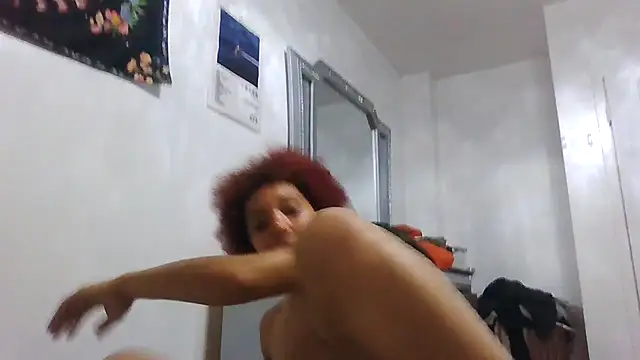 Živá chatovací místnost xxangelluvxx