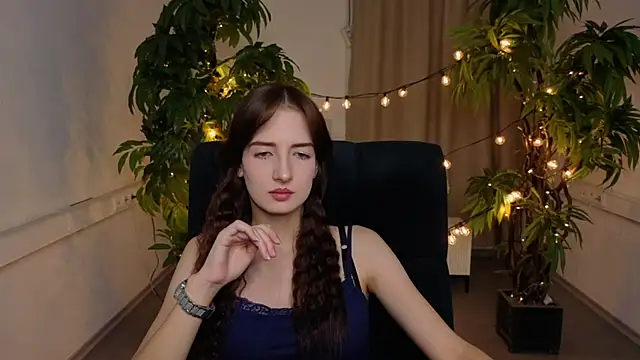 KianaMilne – live chatrum