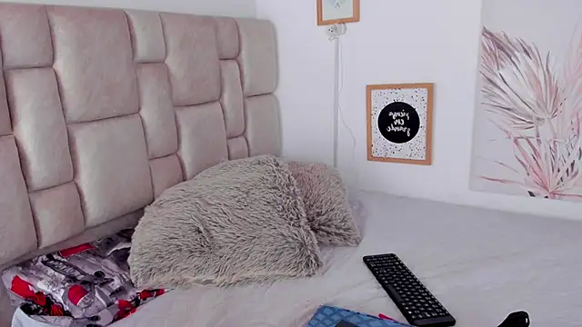 Kamila_Cooper live-chat rom