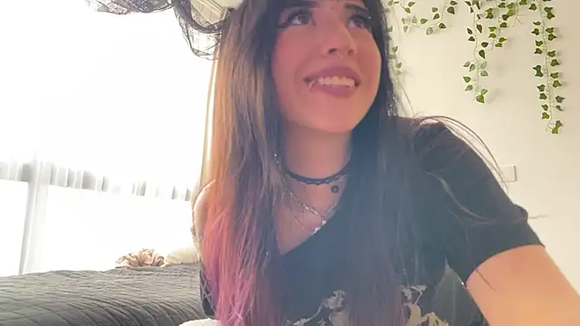 ItsJustIvy – live chatrum