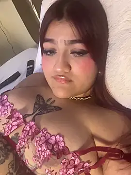 Gingerdoll420 লাইভ চ্যাট রুম