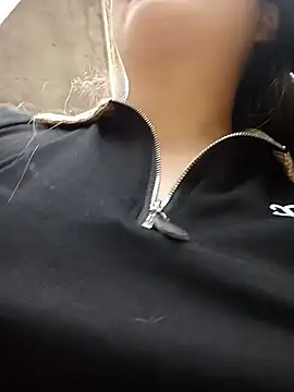 غرفة دردشة Bianca_sexyx المباشرة