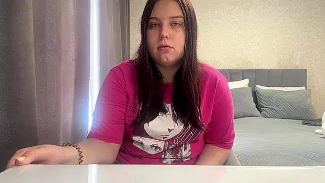 nakiafera – Naživo chatovacia miestnosť