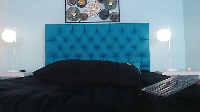 חדר צ'אט בשידור חי של Melissaa_bloom