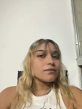 Онлайн чат Vittoria_Monetti