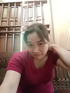 Živá chatovací místnost sarawet123