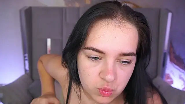 MadameeSin Live Chatraum