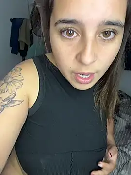 babylizxxx Adlı Modelin Canlı Sohbet Odası