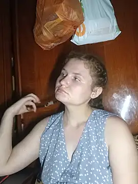Evilina-lov – Naživo chatovacia miestnosť