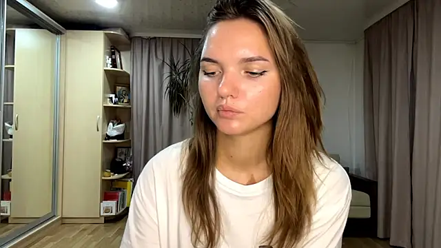 TeneshaSelden Adlı Modelin Canlı Sohbet Odası