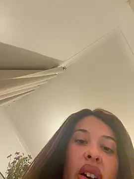 Chatroom en direct de Cherries_Bella