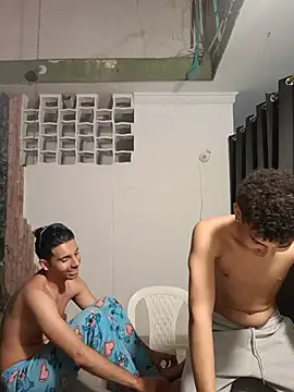 sexylatin_boys: απευθείας σέξι σόου στην κάμερα