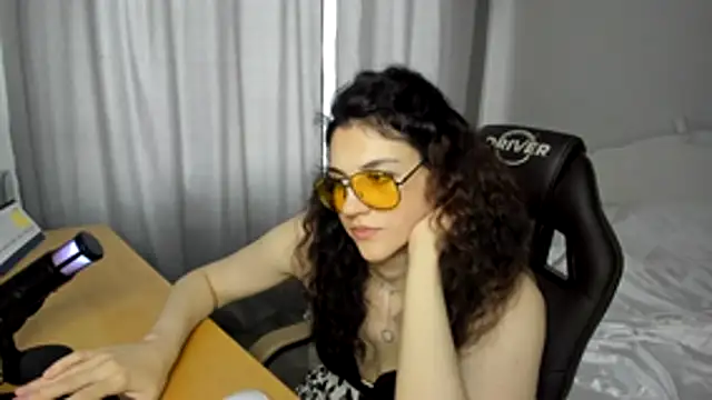 noveyan Live chat-huone