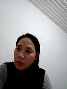 pinay6969xx লাইভ চ্যাট রুম
