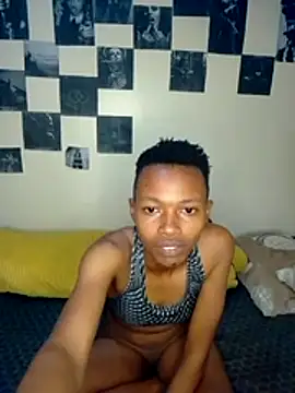 Freaky_Queer Adlı Modelin Canlı Sohbet Odası