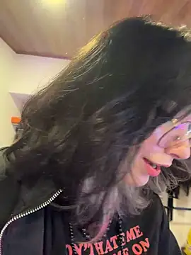 عرض كام Poisonissa