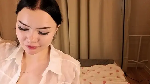 دردشة Nikki_doll الجنسية المباشرة