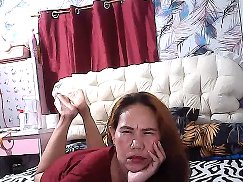 lovely-asian Live Chatraum