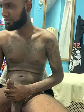 AlbertoDiime webcam show