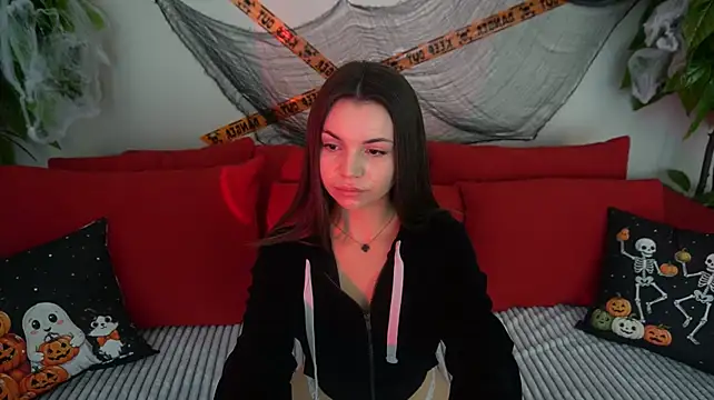 AriaValee: вебкам-шоу