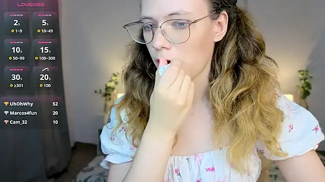 دردشة _Shy_bunny_ الجنسية المباشرة