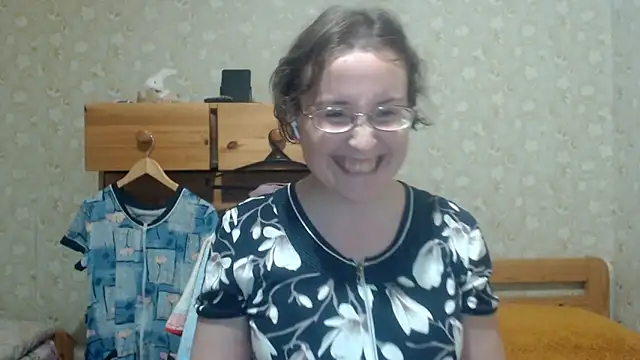 Smart_Rose's Live Chat Room