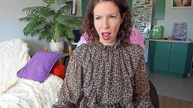 ChristinaGlory Live Chatraum