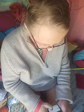 Hot-Muci чат на живо