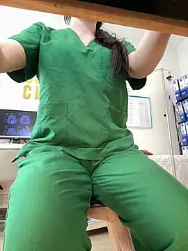 secretly_masturbating Adlı Modelin Canlı Sohbet Odası