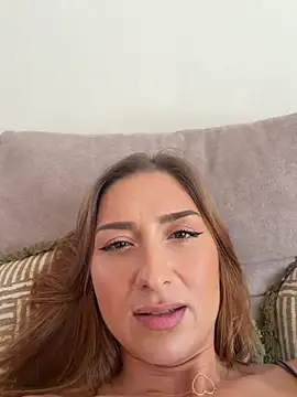 StracciaStella- – live chatrum