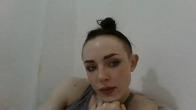 Trinsy_Love Live Chatraum