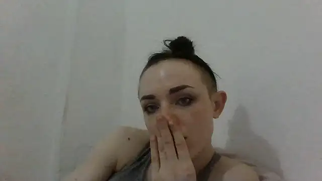Sala de chat en directo de Trinsy_Love