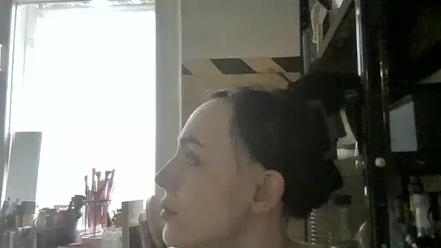 Trinsy_Love's Live Chat Room