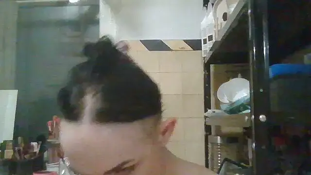 Phòng Chat Trực Tiếp Trinsy_Love
