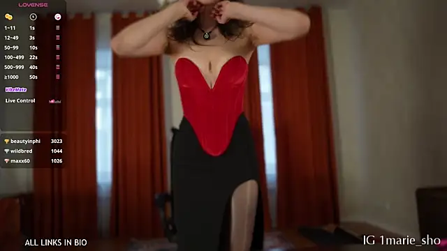 غرفة دردشة LAUREL_HAZEL المباشرة