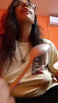 rposhta1991's Live Chat Room