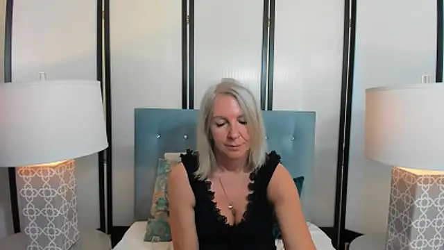 EricaTop Live chatroom