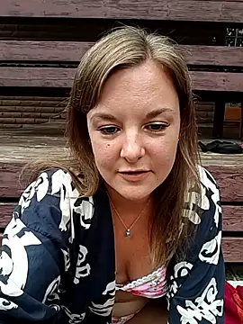 غرفة دردشة SwedishJennifer المباشرة