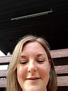 Sala de chat ao vivo de SwedishJennifer