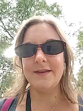 SwedishJennifer Live Chatraum