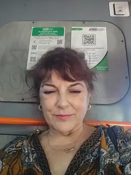 cutewoman67 – live chatrum